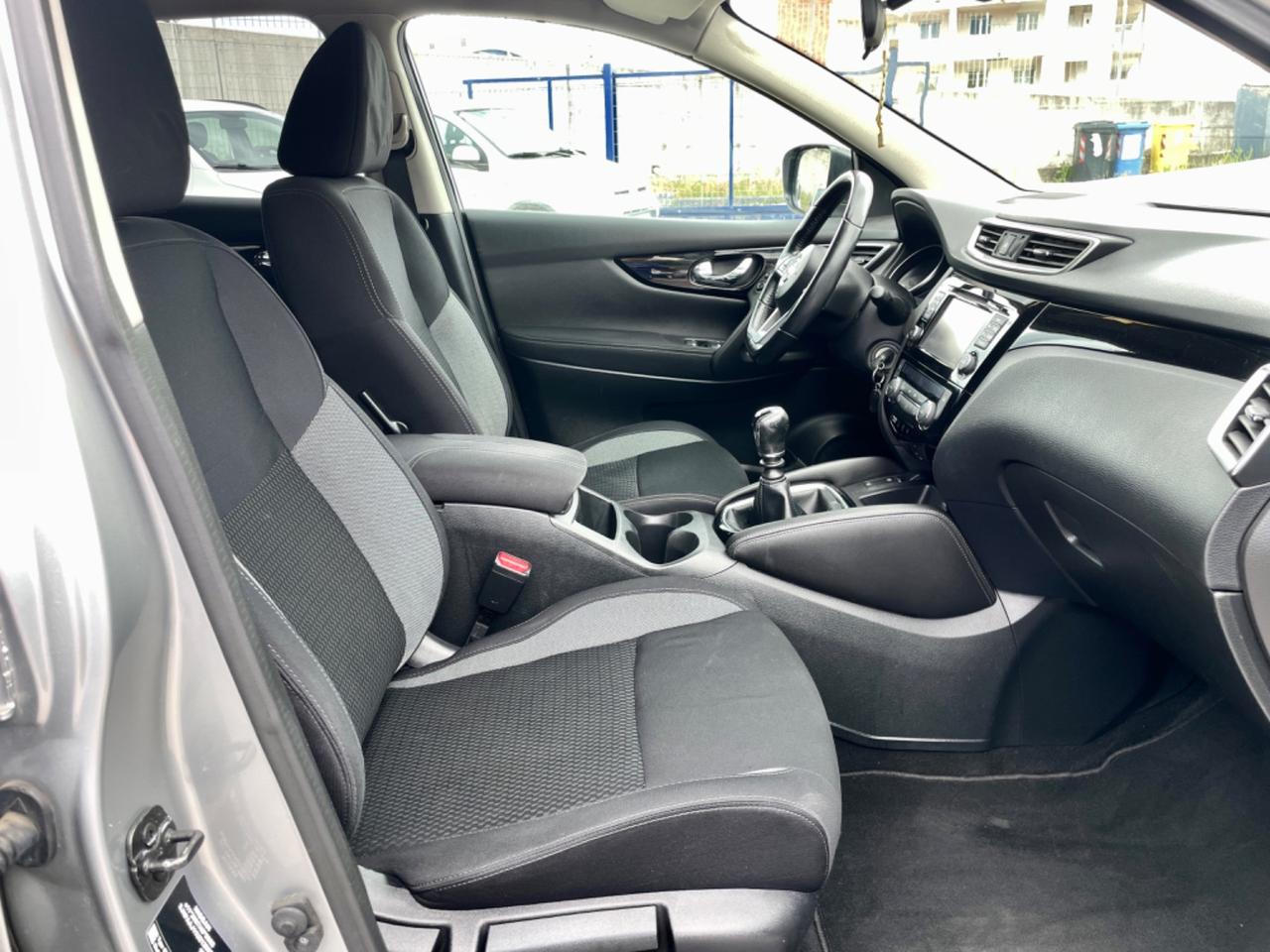 Nissan Qashqai 1.5 dCi NAVI-RETROCAMERA