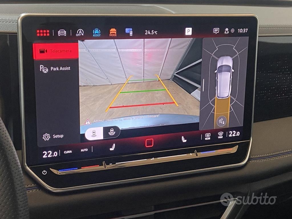 Volkswagen Tiguan 2.0 tdi R-Line 150cv dsg