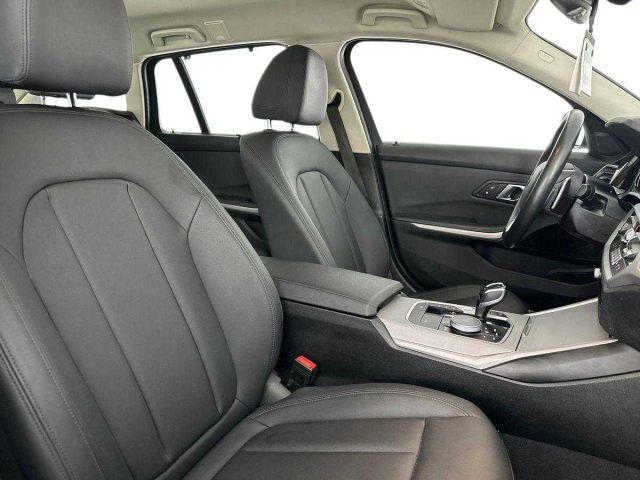 BMW 320 d 48V Touring Business Advantage