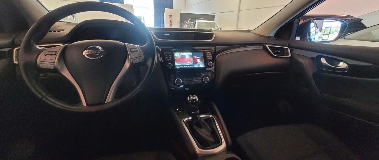 Nissan Qashqai 1.5 dCi N-Connecta
