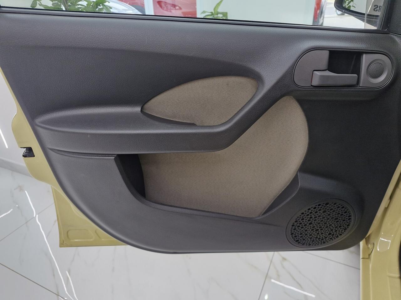 FIAT PANDA 1.2 BENZINA 60CV CAMBIO AUTOMATICO