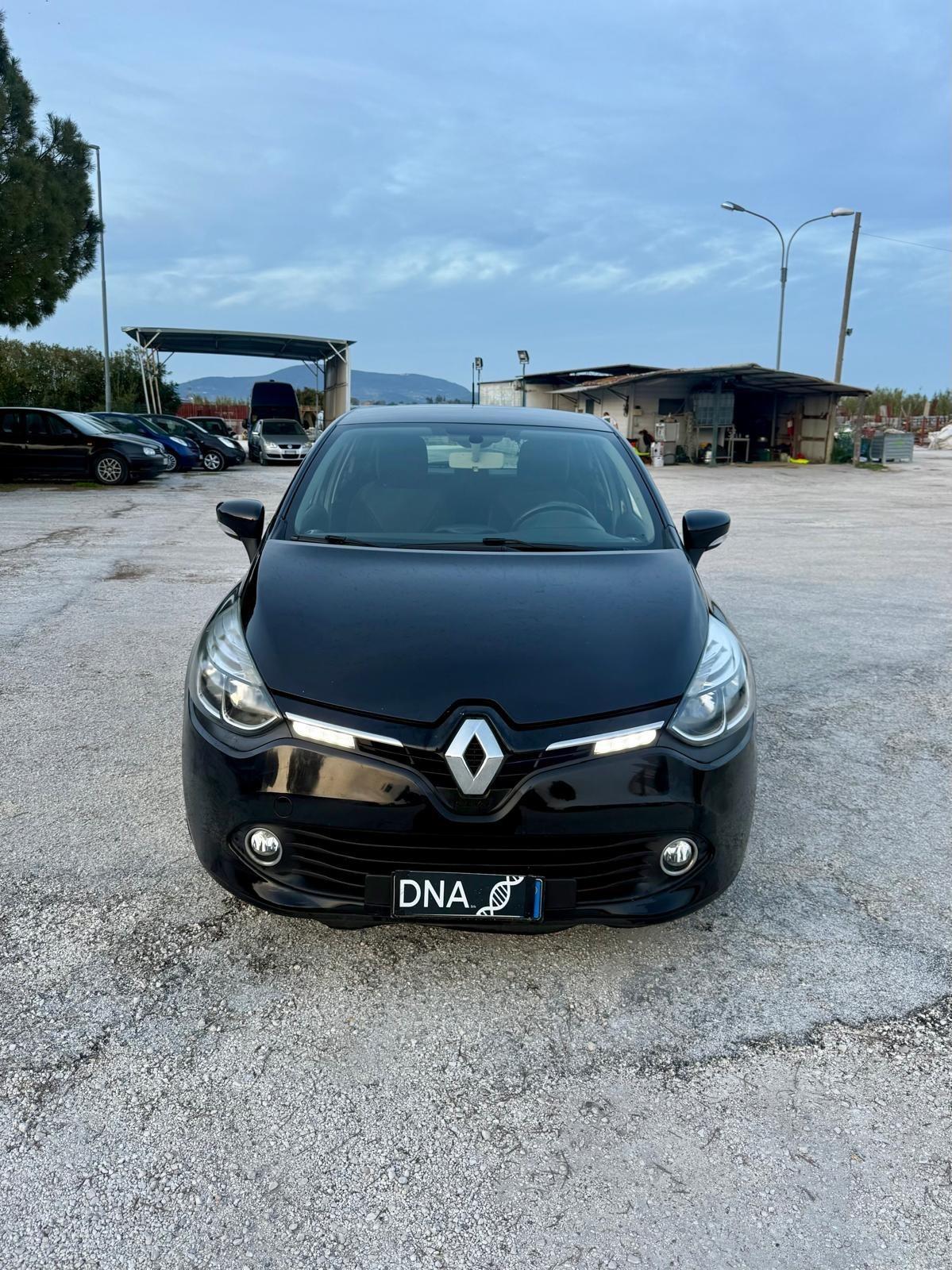 Renault Clio 1.2 Benzina GPL Neopatentati UNIPRO
