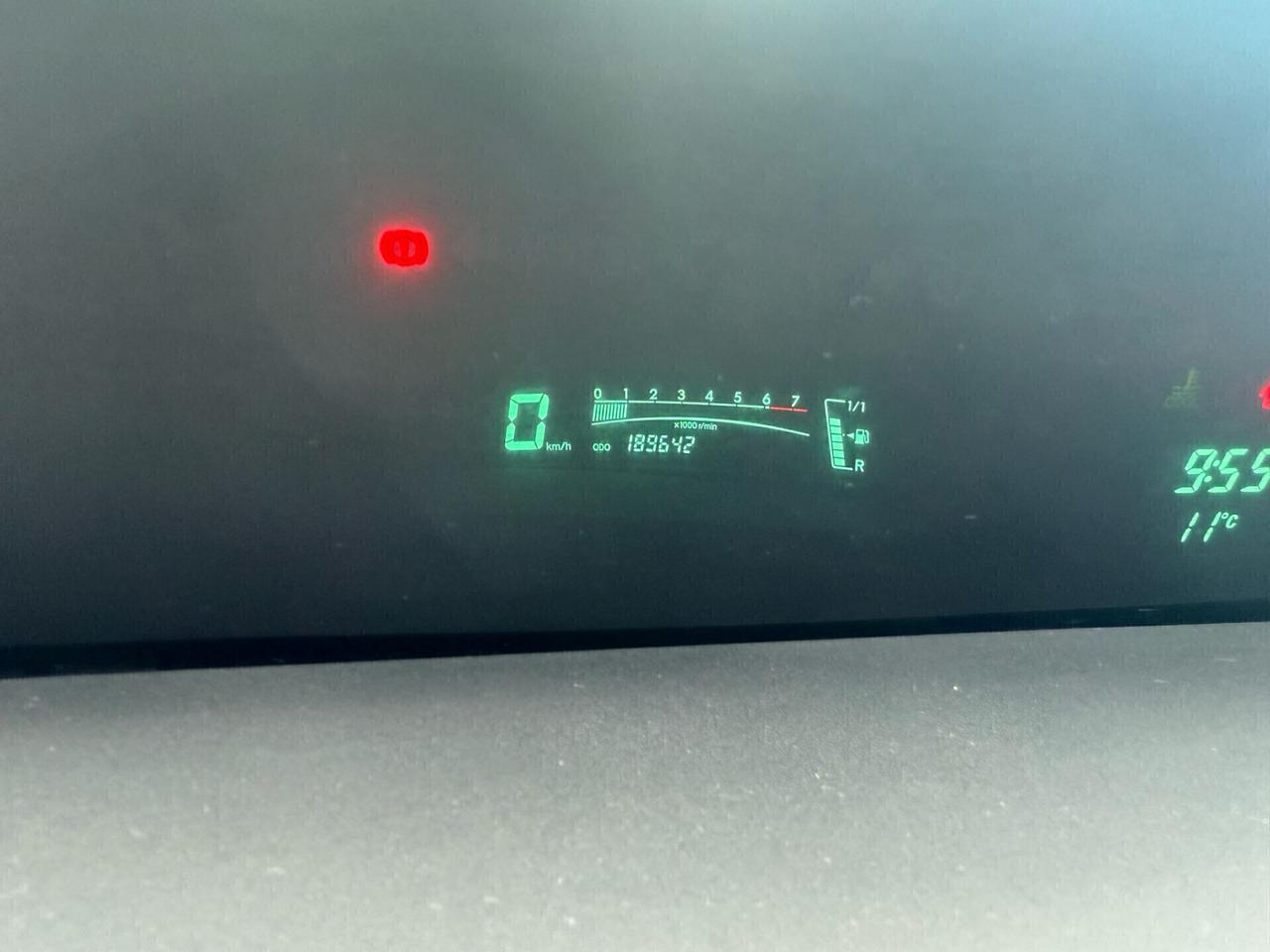 Toyota Yaris 1.0 BENZINA - 5 porte - NEOPATENTATO