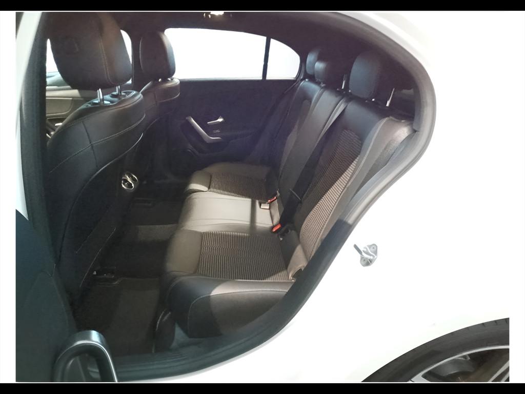 Mercedes-Benz Classe A - W177 2018 - A 180 d Sport auto