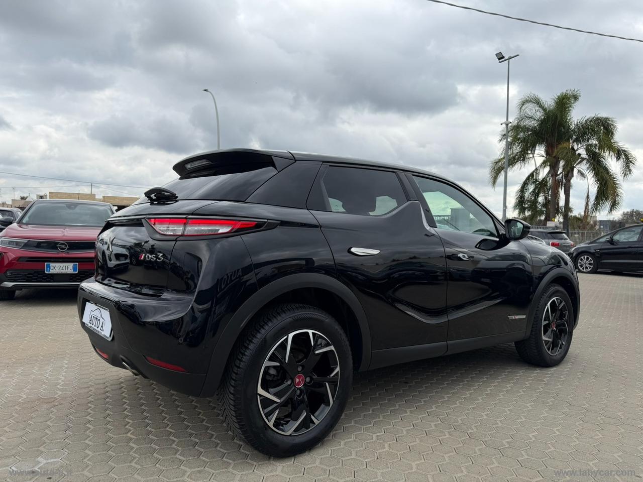 DS AUTOMOBILES DS 3 Crossback BlueHDi 110 PERFORMANCE LINE