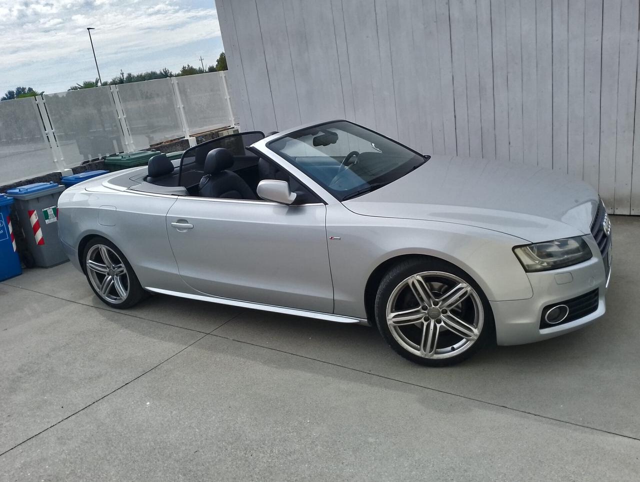 Audi A5 Cabrio 2.0 TDI 177 CV S-Line Navi tagliandata