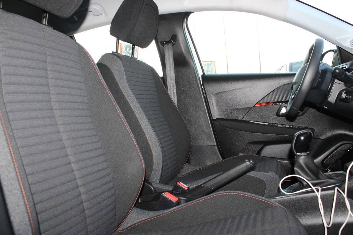 Peugeot 208 1.2 puretech Active Pack s&s 75cv Con NAVIGATORE