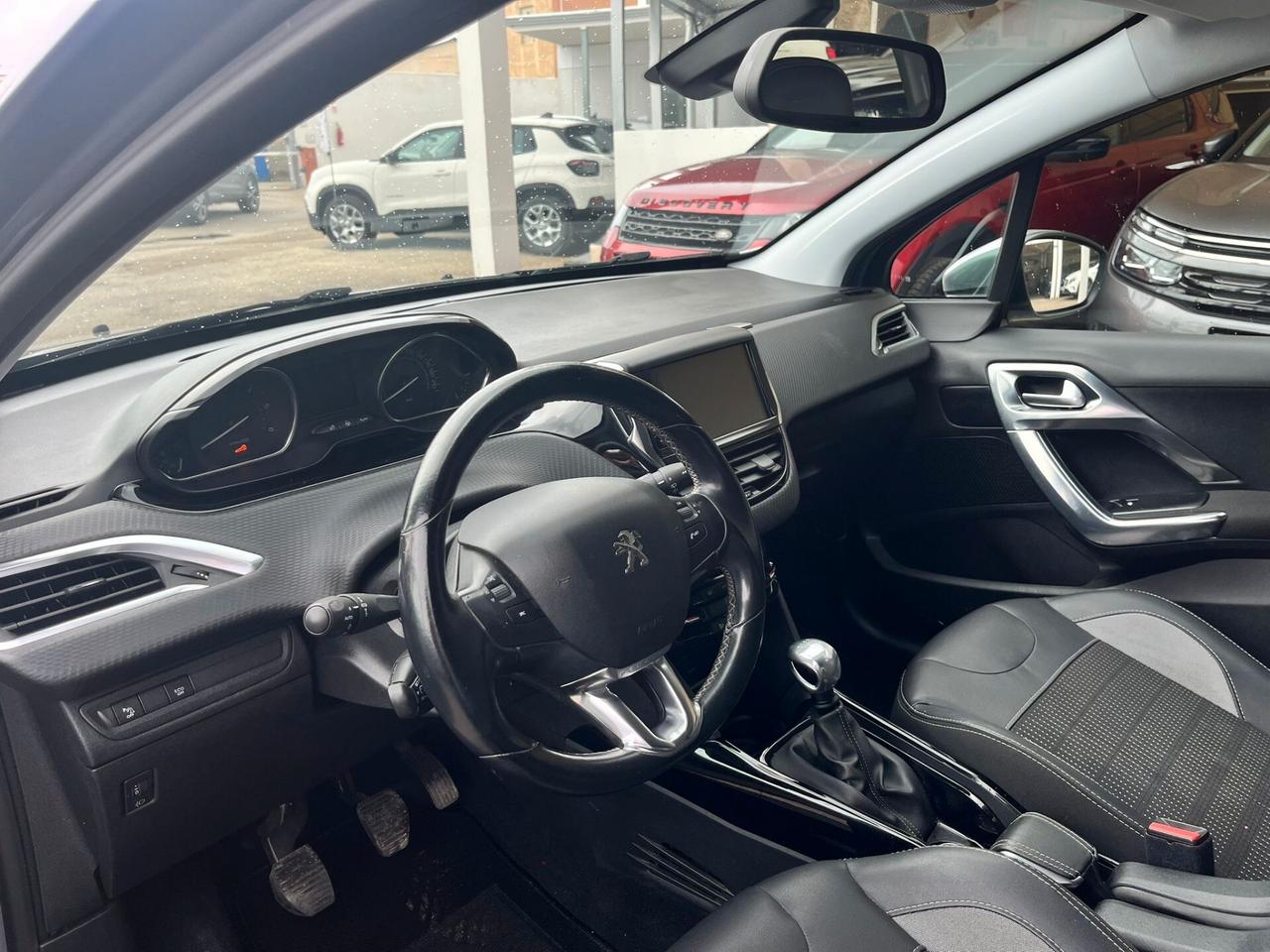 Peugeot 2008 BlueHDi 100 S&S Allure