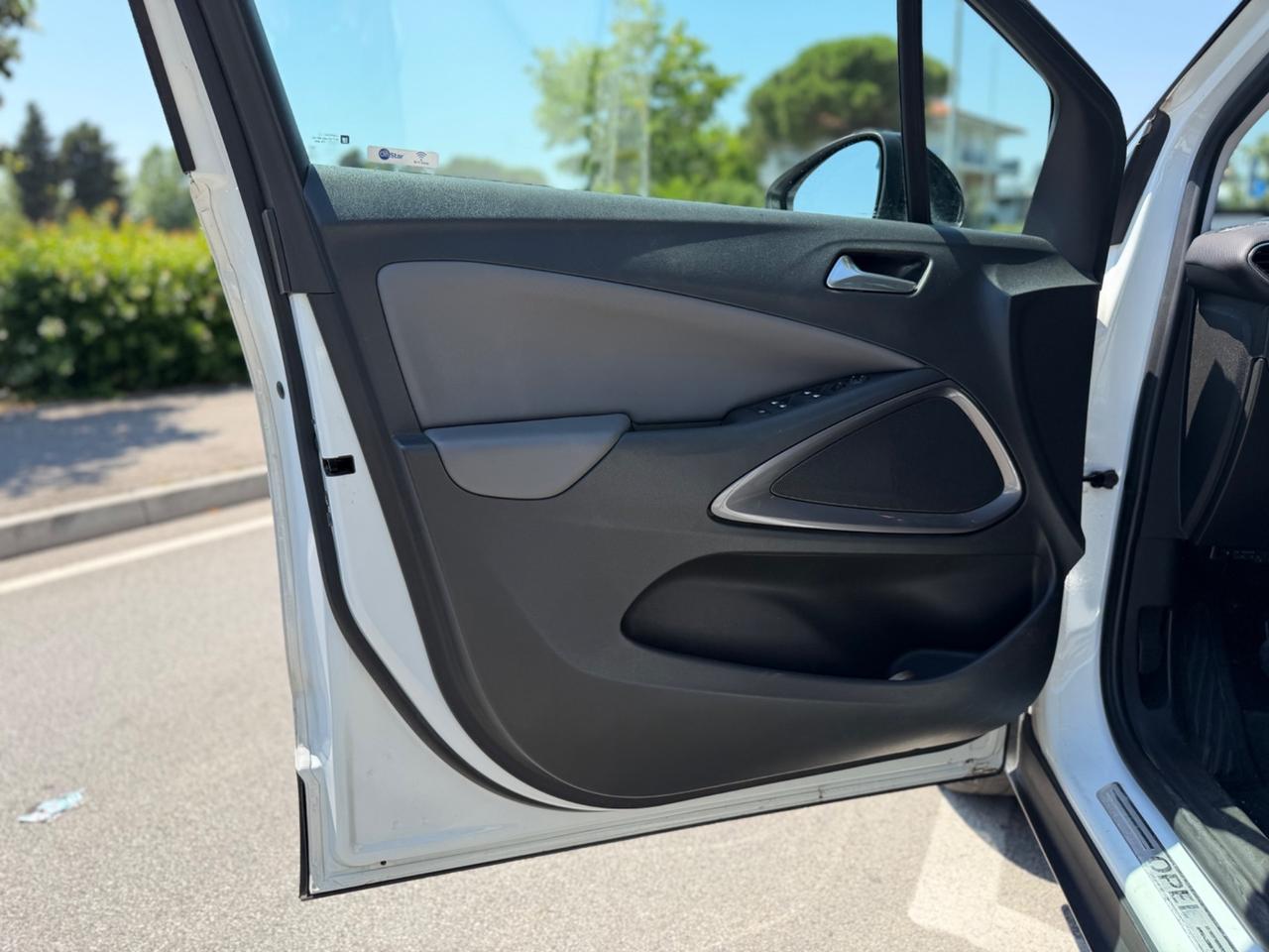 Opel Crossland X 1.2 GPL 12V Innovation Neopatentati
