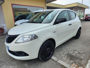 Lancia Ypsilon 1.2 69 CV 5 porte S&S Elefantino Blu