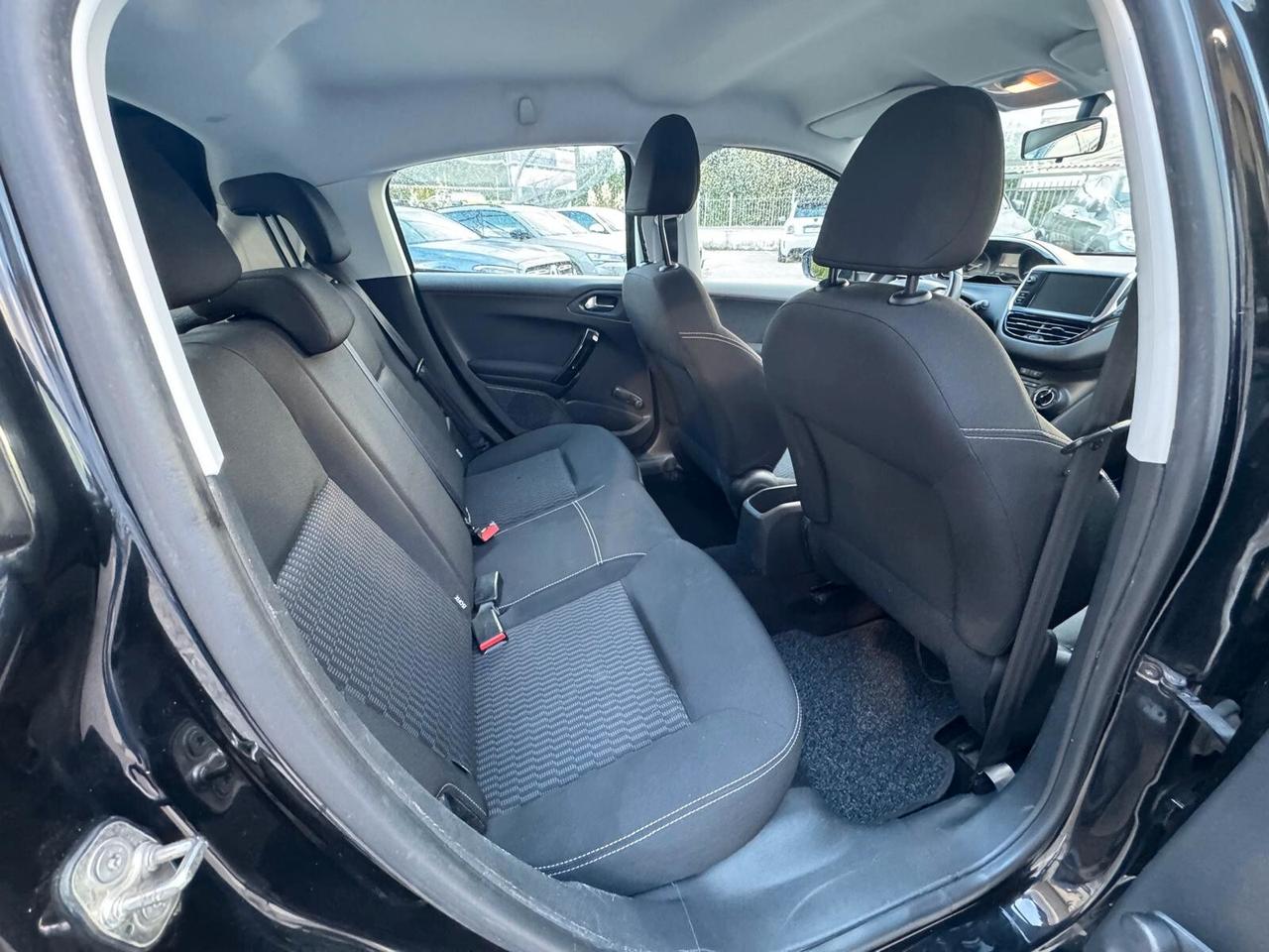 Peugeot 208 PureTech 82 5 porte Active