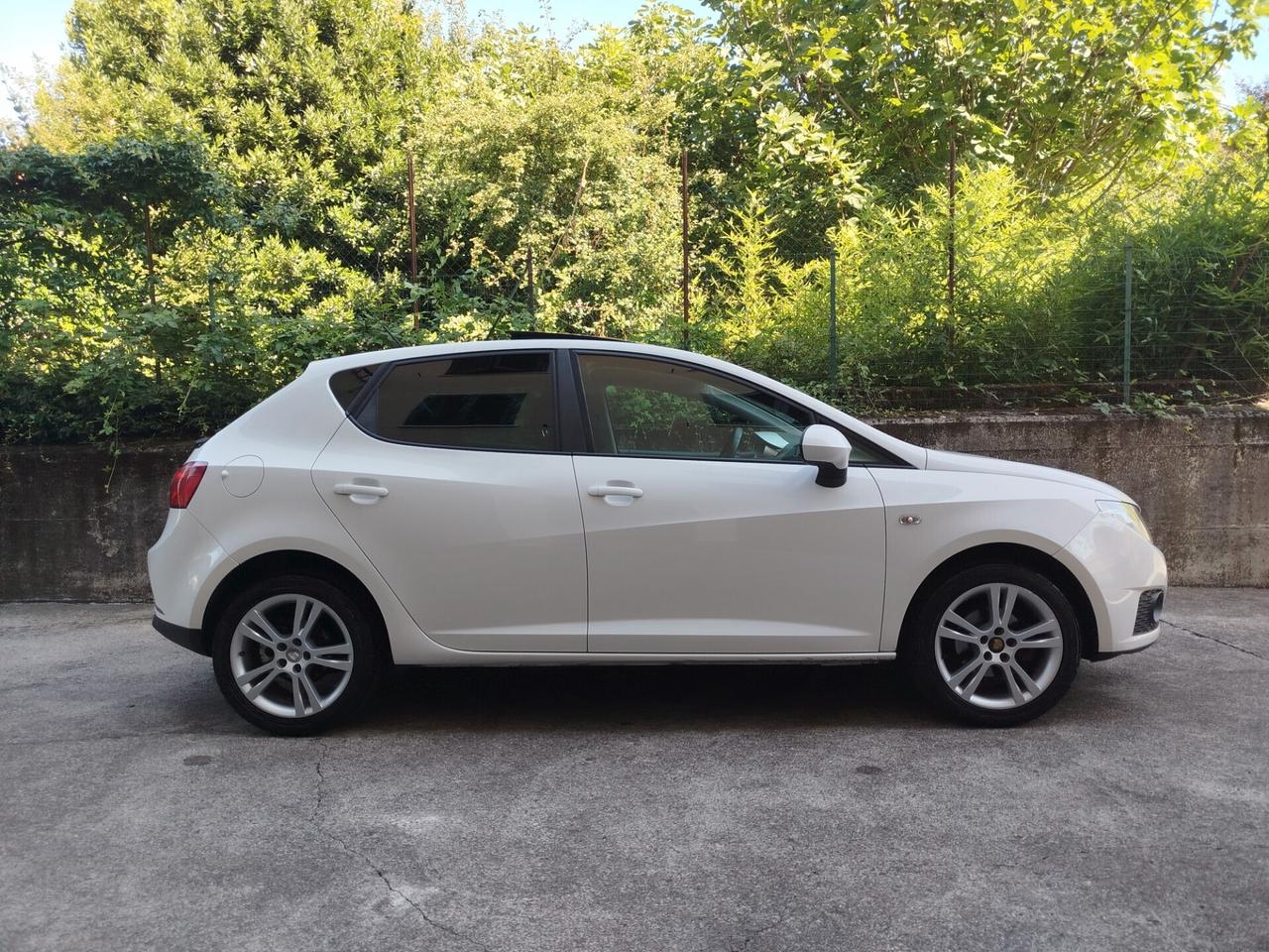Seat Ibiza 1.6 BENZINA 105cv Sport / TETTO PANO