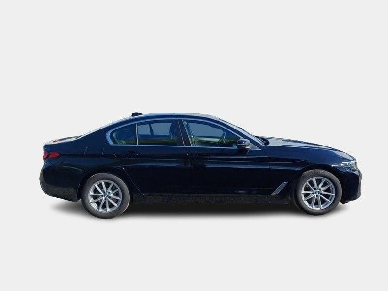 BMW Serie 5 518d Business 48V