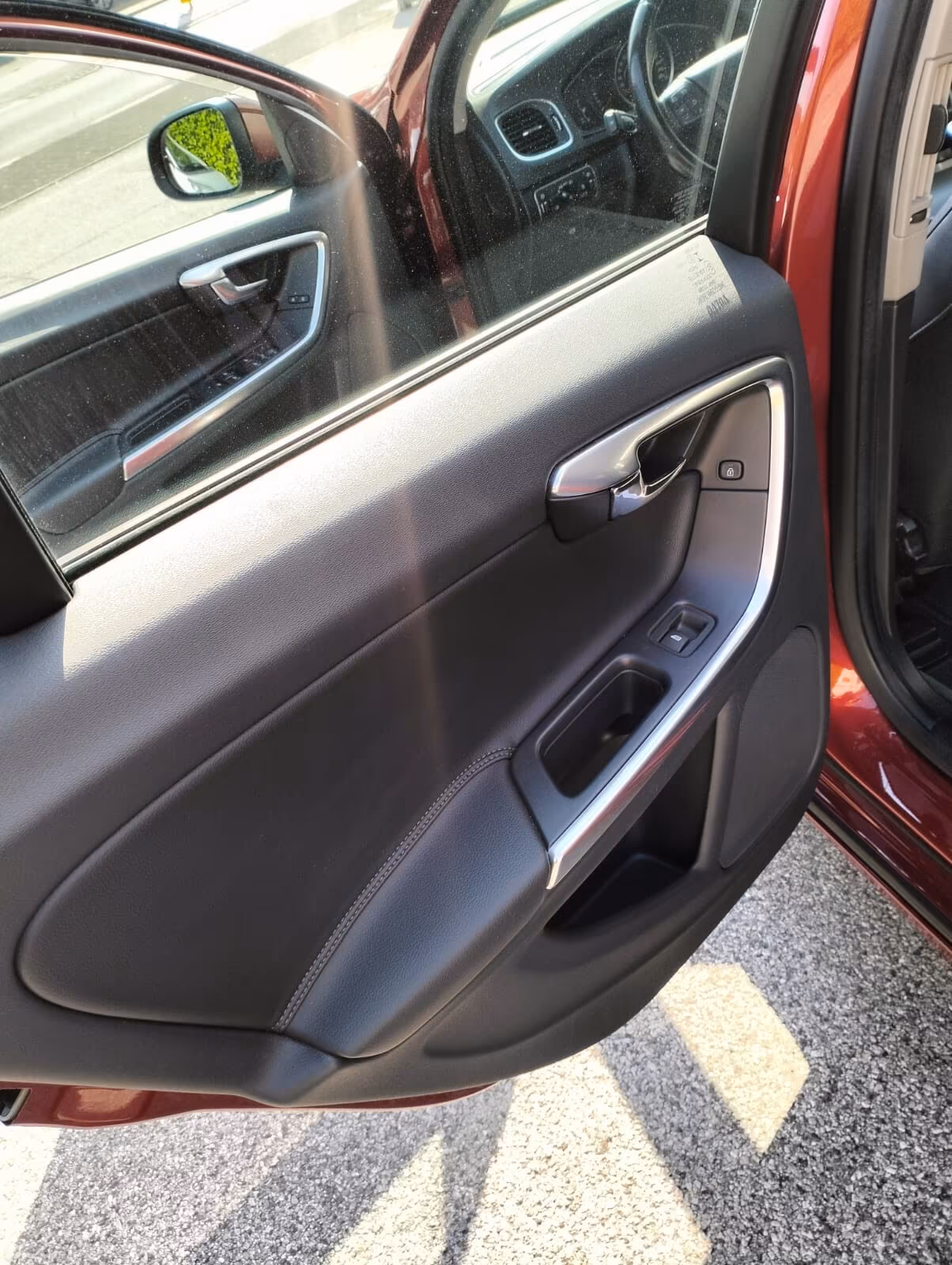 Volvo V60 D2 Geartronic R-design KM 90.000