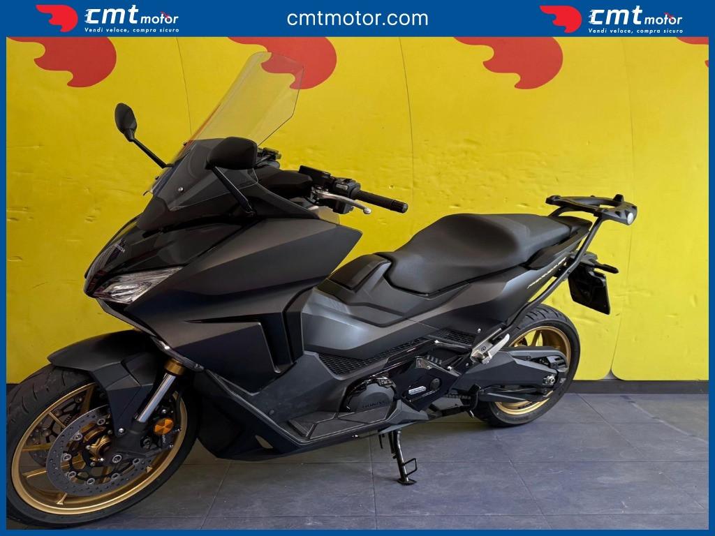 Honda Forza 750 - 2024