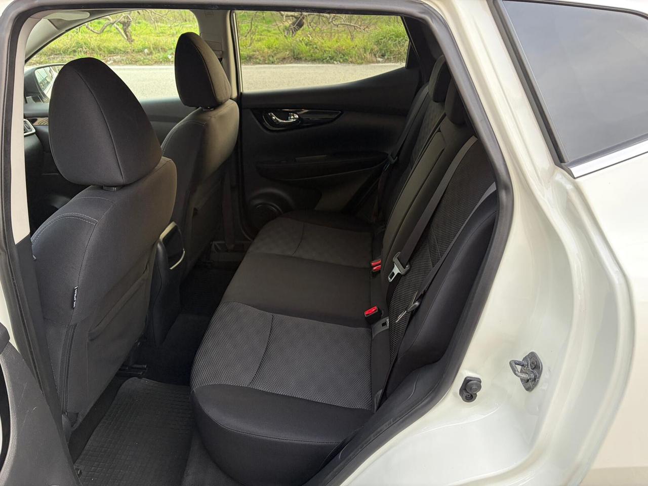 Nissan Qashqai 1.5 dCi 110cv tetto Tekna 360°