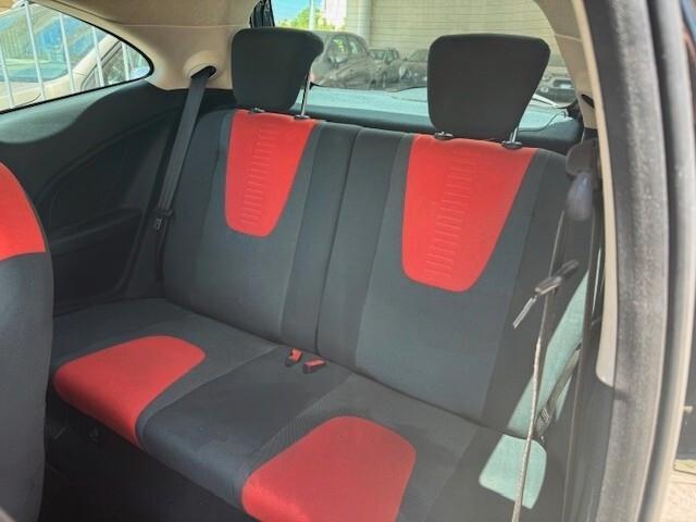 Ford Ka 1.2 8V 69CV Titanium OK NEOPATENTATI !