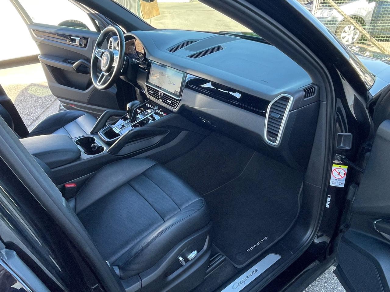 Porsche Cayenne 3.0 V6