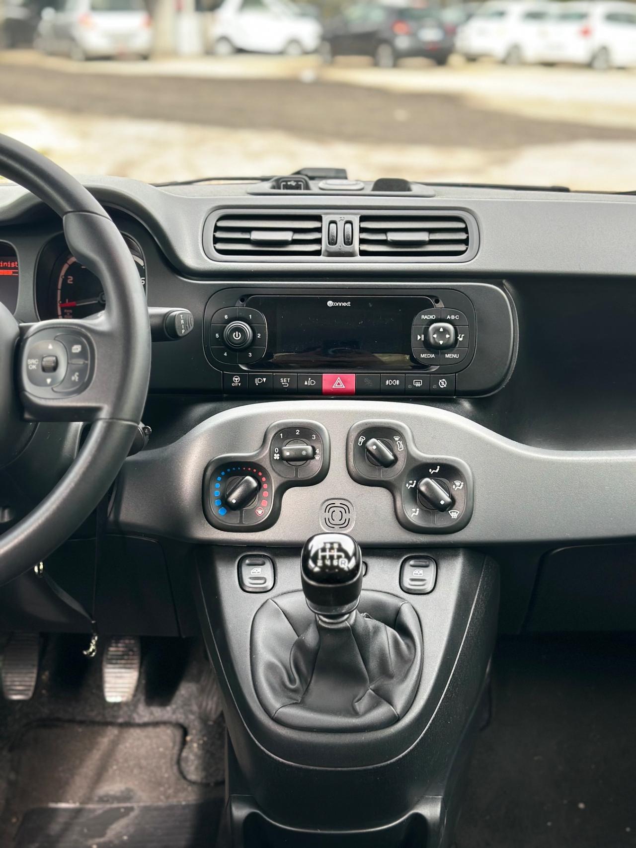 Fiat Panda 1.0 FireFly S&S Hybrid City Cross