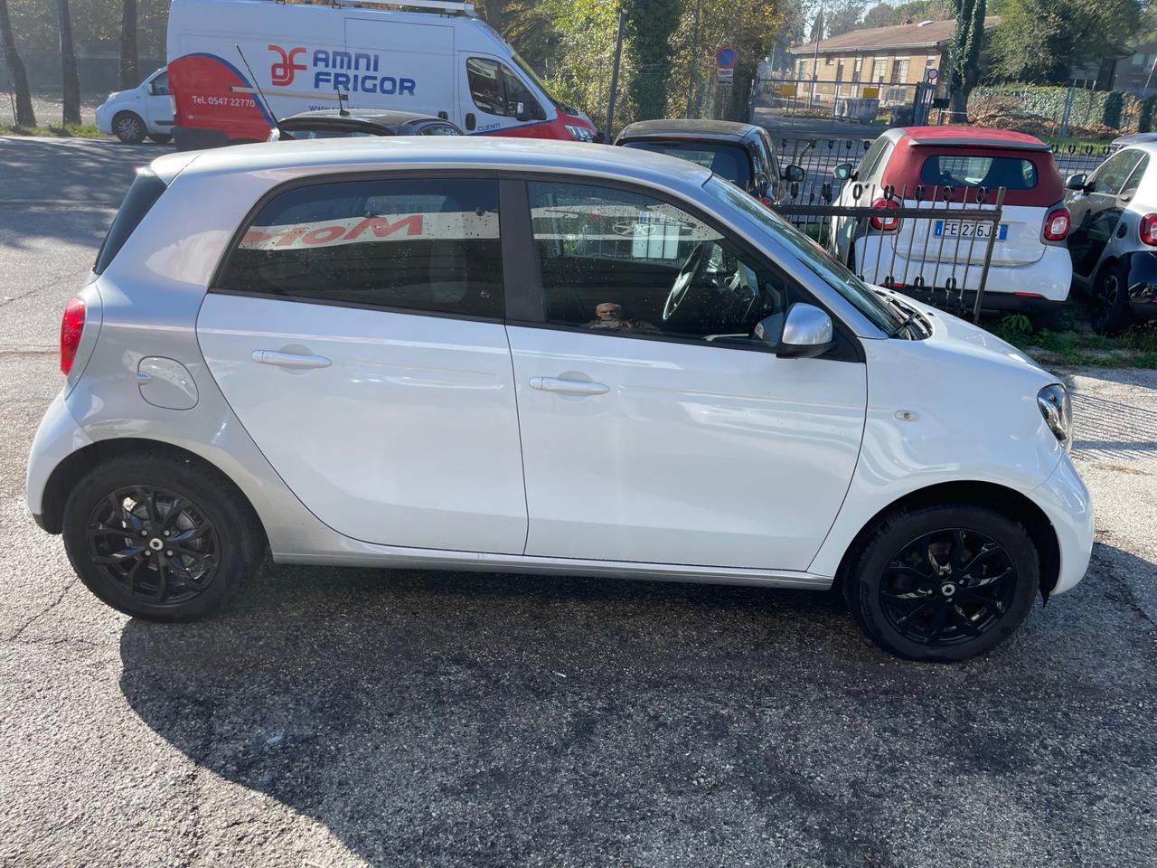 Smart ForFour 70 1.0 twinamic Prime impianto GPL