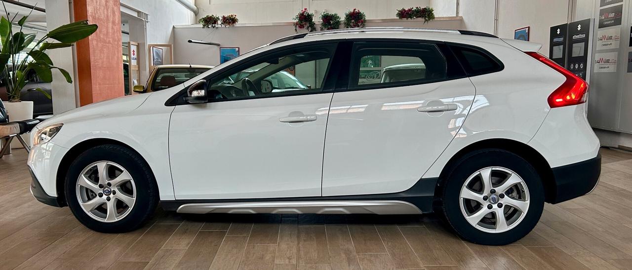 Volvo V40 Cross Country D2 Momentum