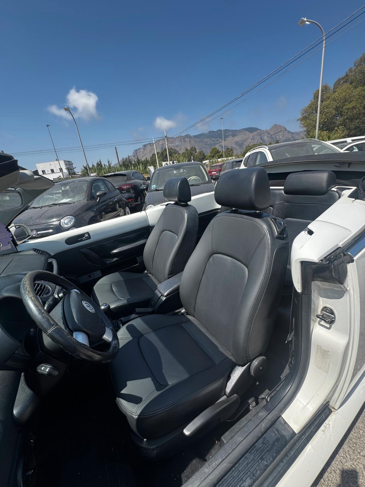 Volkswagen New Beetle 1.9 TDI 105CV Cabrio