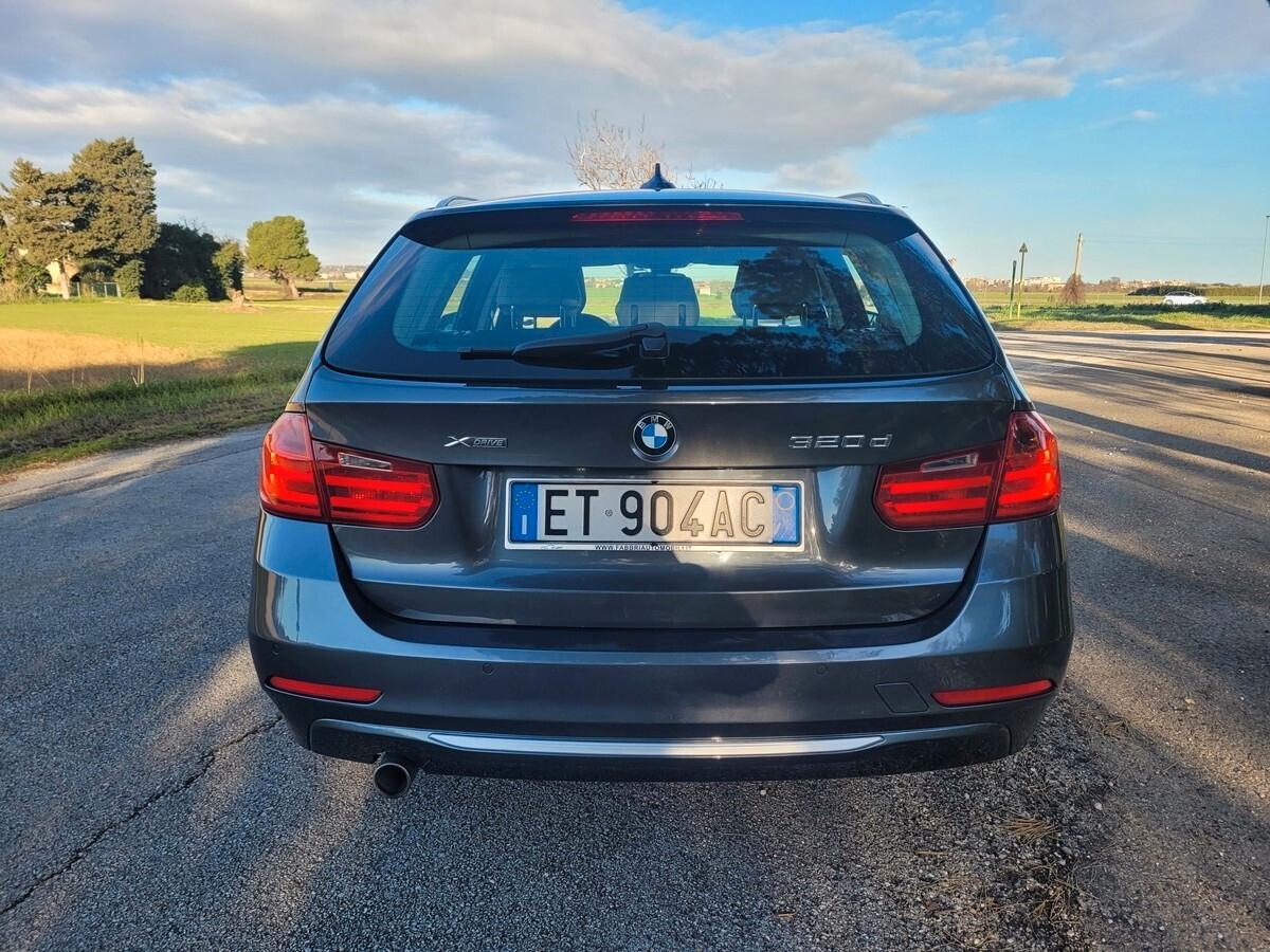 Bmw 320d xDrive Touring Modern