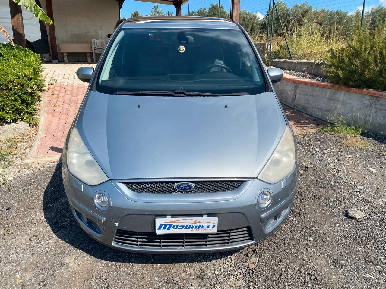 Ford S-Max 2.0 TDCi 140CV Titanium 7 POSTI