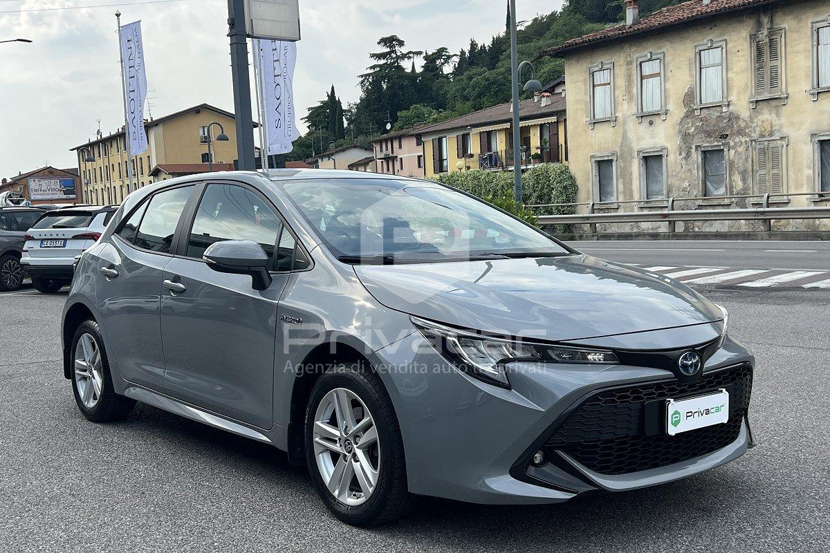 TOYOTA Corolla 1.8 Hybrid Business