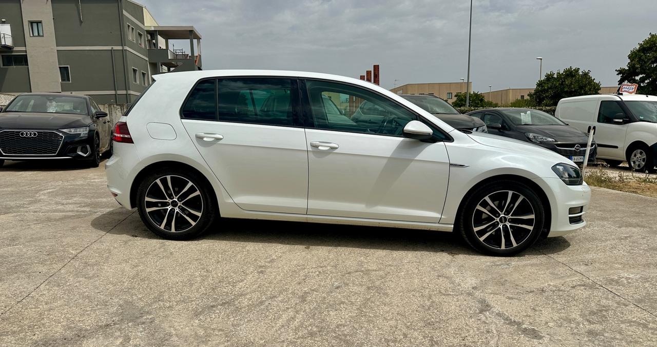 Volkswagen Golf 2.0 TDI DSG 5p. LOUNGE BlueMotion Technology