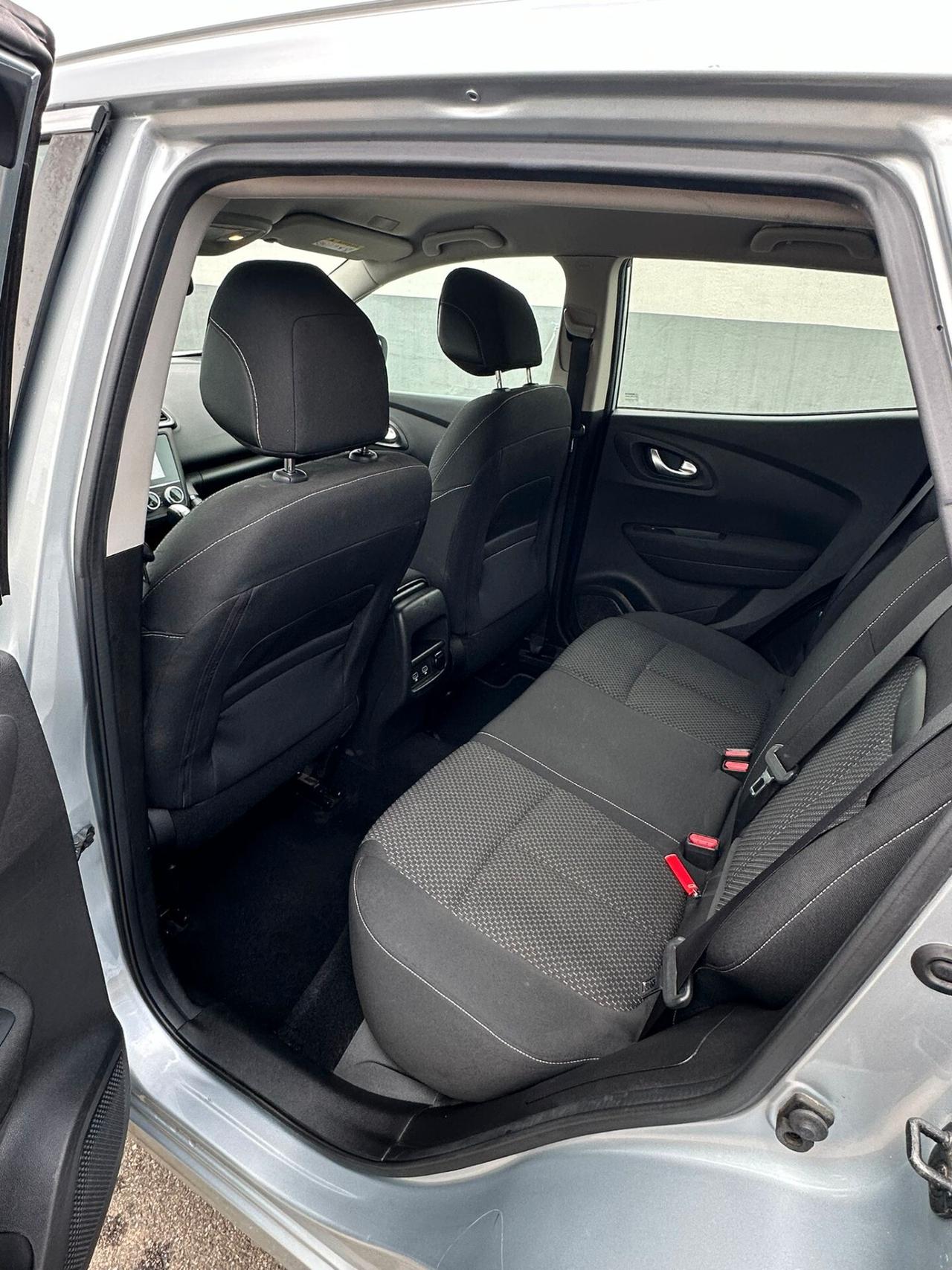 Renault Kadjar Blue dCi 8V 115CV EDC Black Edition