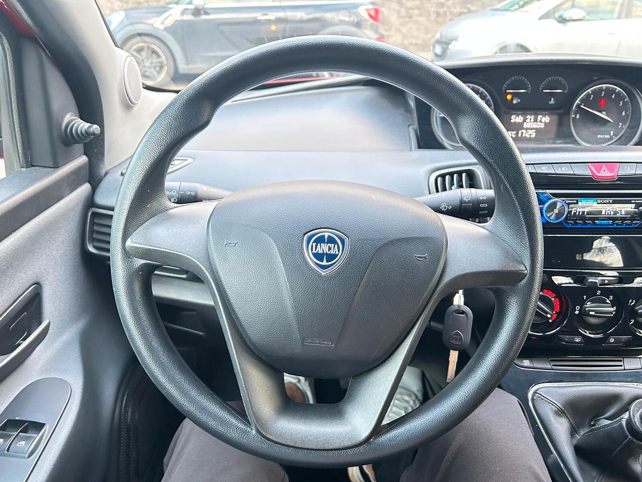 Lancia Ypsilon 1.2 69 CV 5 porte GPL Ecochic Gold