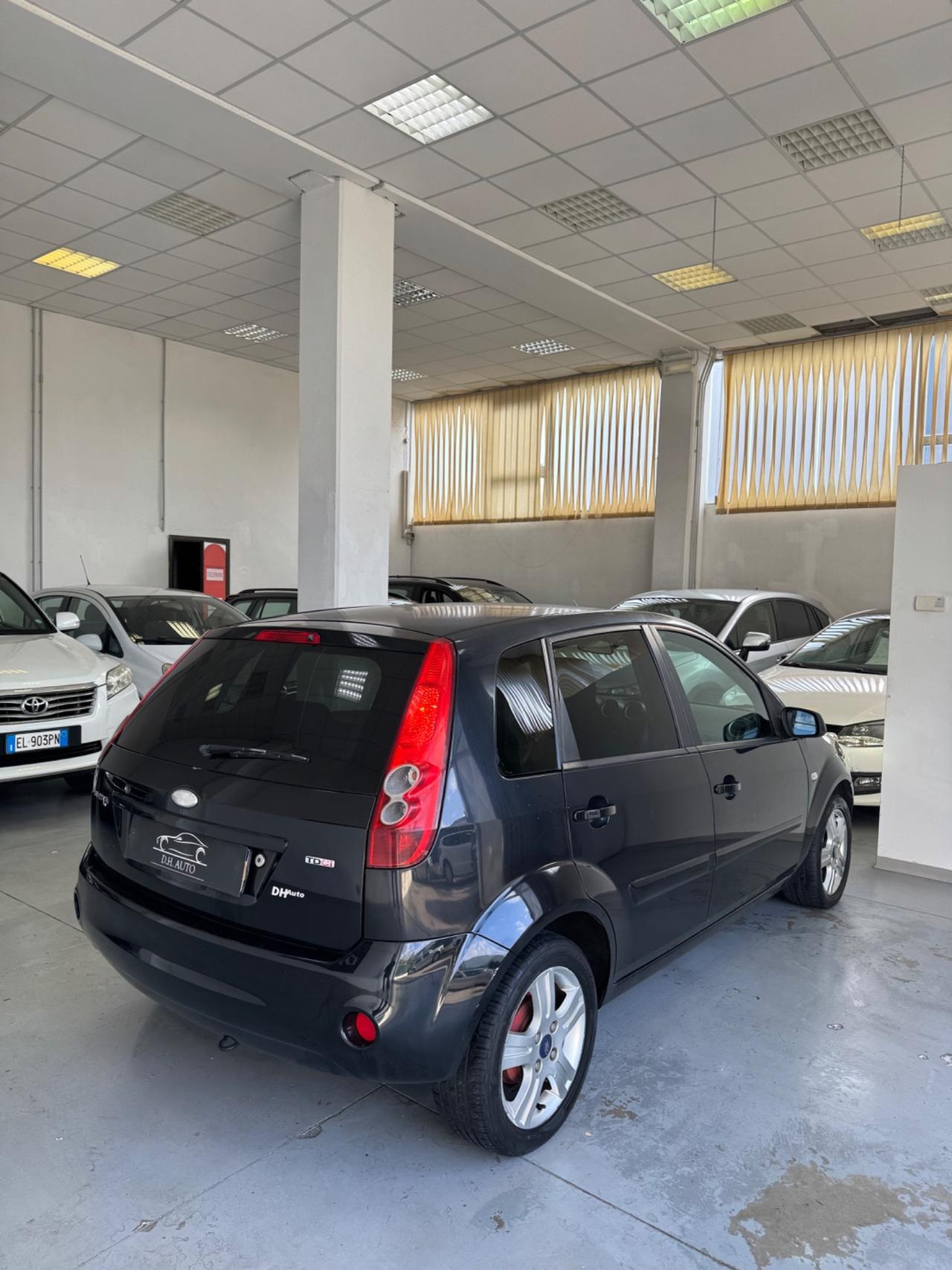 Ford Fiesta 1.4 TDCi 5p. Titanium