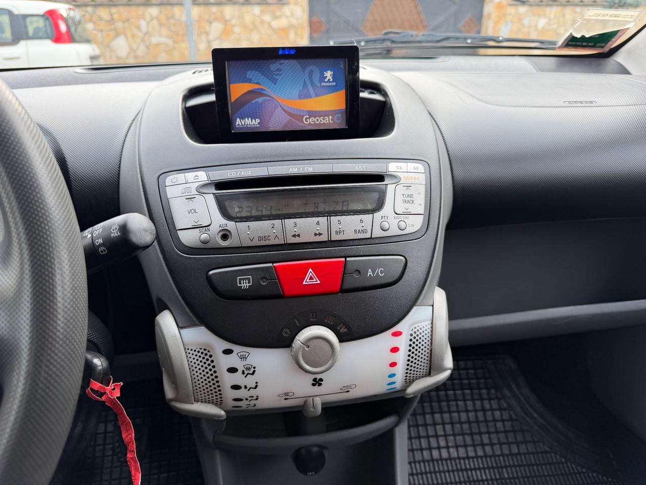 Peugeot 107 1.0 68CV 5p. Sweet Years