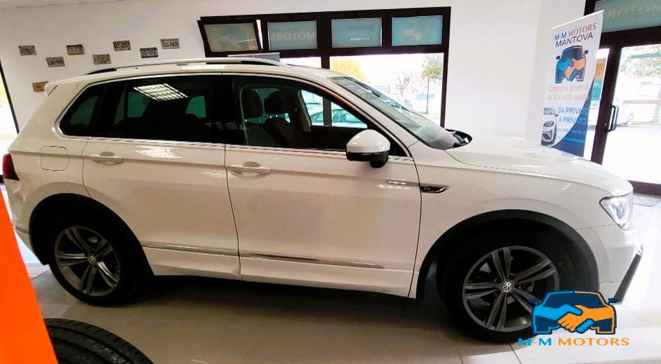 VOLKSWAGEN Tiguan 1.6 TDI SCR Sport BlueMotion Technology
