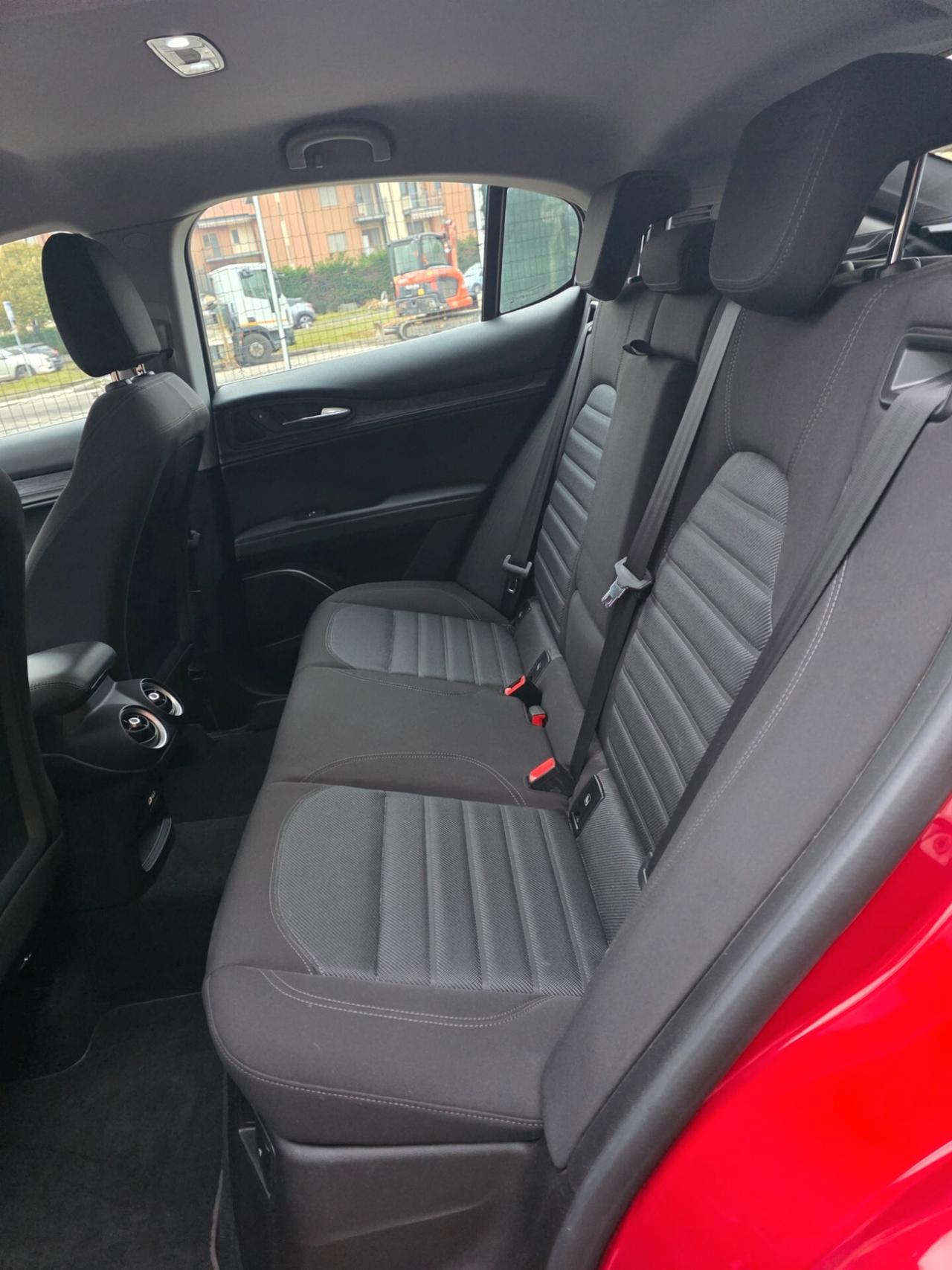 Alfa Romeo Stelvio 2.2 Turbodiesel 190 CV AT8 Q4 Business