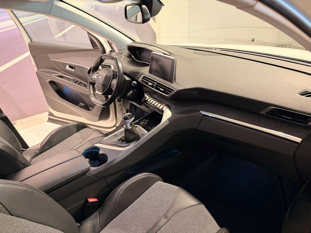 Peugeot 3008 BlueHDi 130 S&S Allure