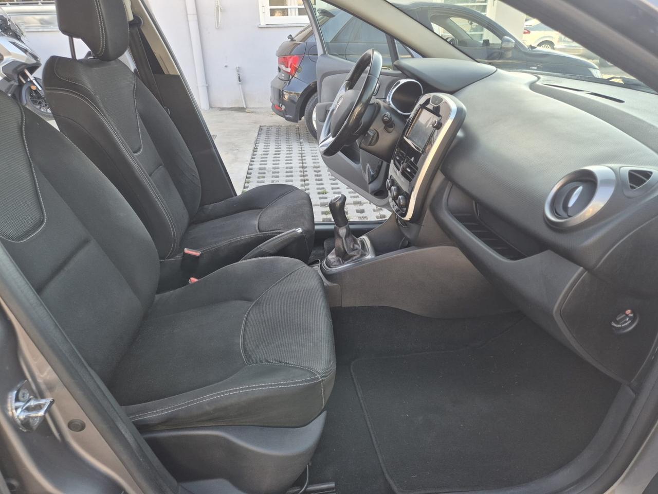 Renault Clio Sporter 1.5 dCi 8V 75CV Start&Stop Duel
