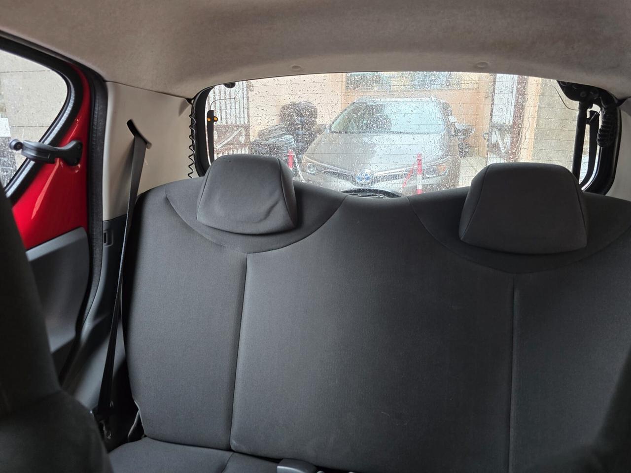 Toyota Aygo 1.0 12V VVT-i 5 porte Sol