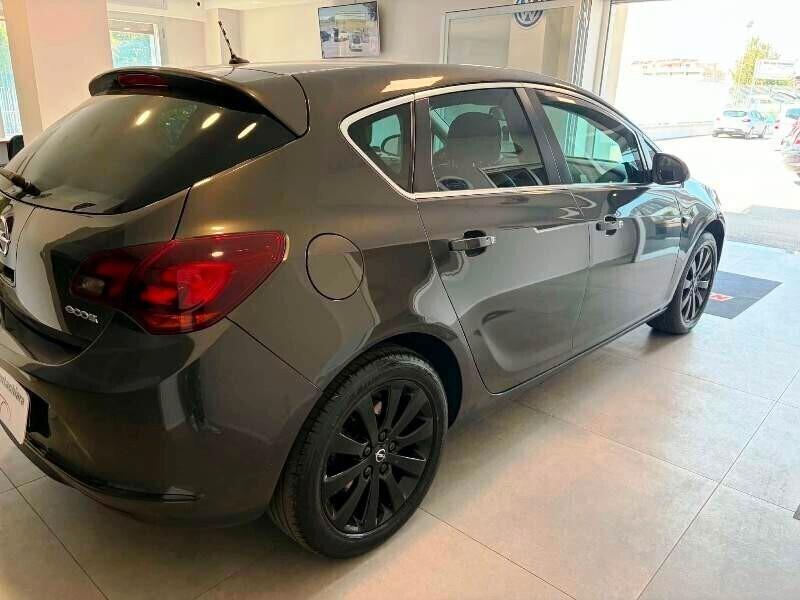Opel Astra 1.6 CDTi 110 CV S&S Cosmo