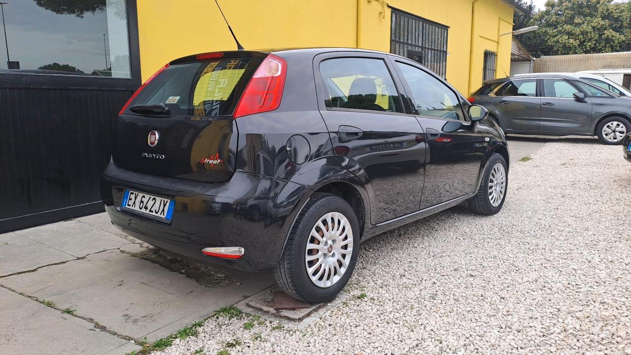 Fiat Punto 1.2 8V 2015 5 porte Street OK NEOPATENTATI