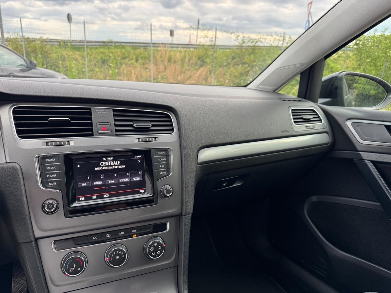 Volkswagen Golf 1.2 TSI 85 CV 5p. Tech&Sound BlueMotion Technology
