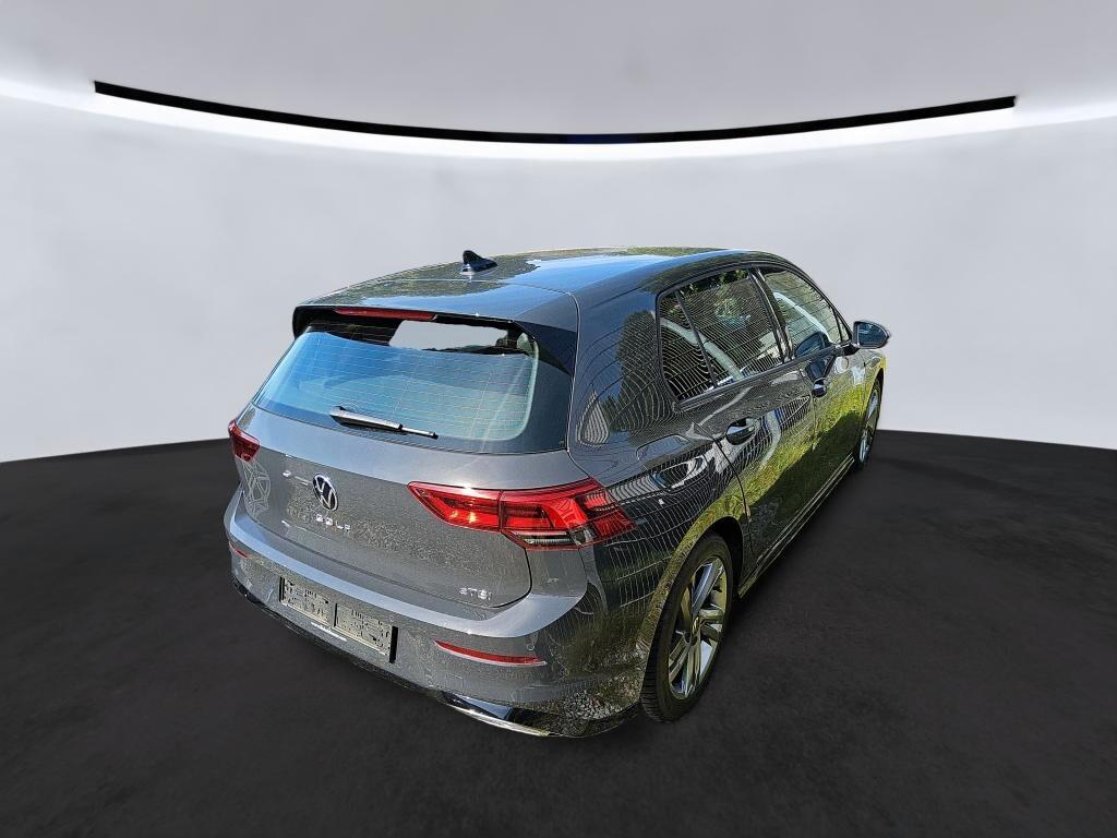 Volkswagen Golf 1.5 eTSI 150 CV ACT DSG R-Line