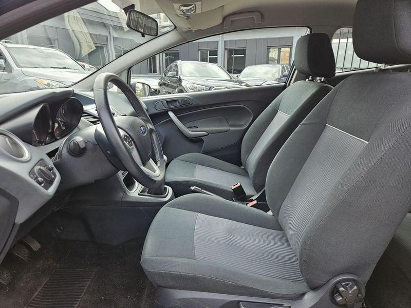 Ford Fiesta Fiesta 3p 1.4 16v Business Gpl