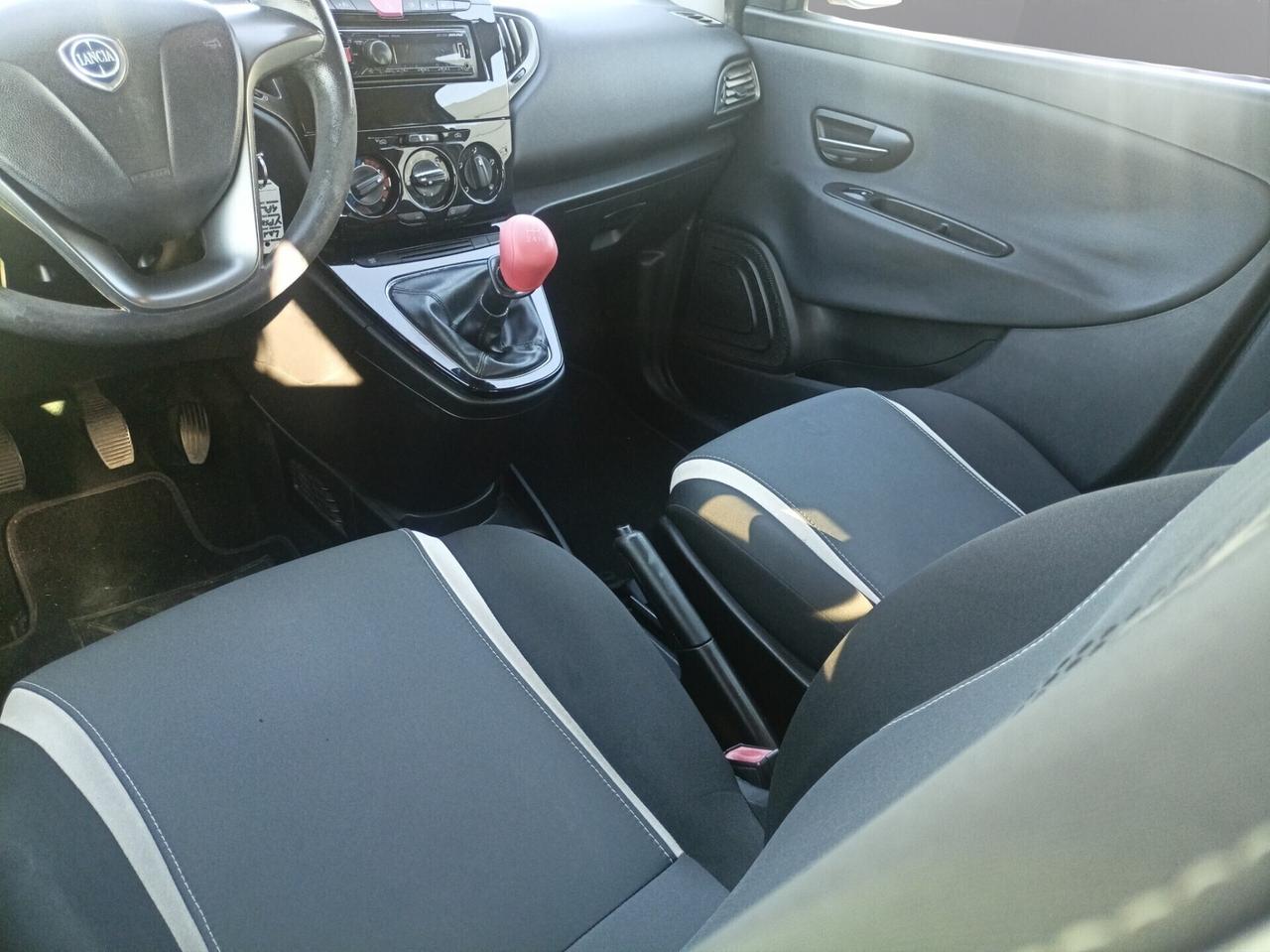Lancia Ypsilon 1.2 69 CV 5 porte GPL Ecochic Gold