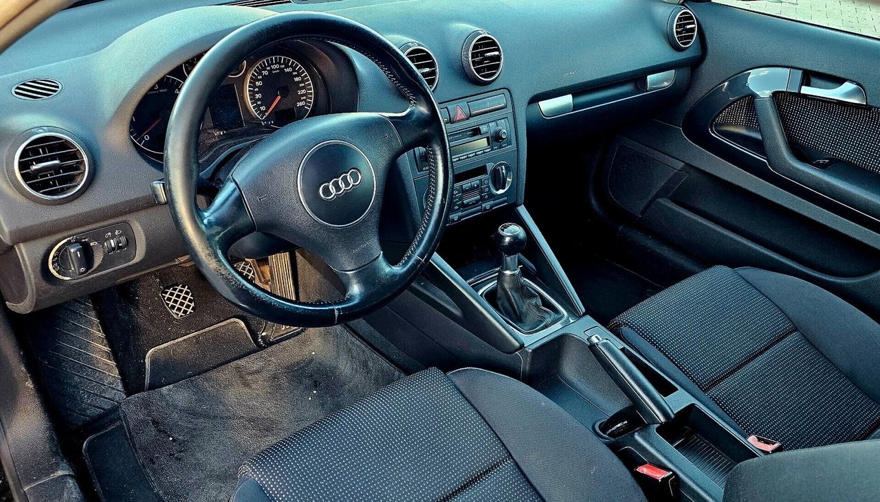 Audi A3 2.0 16V TDI Attraction
