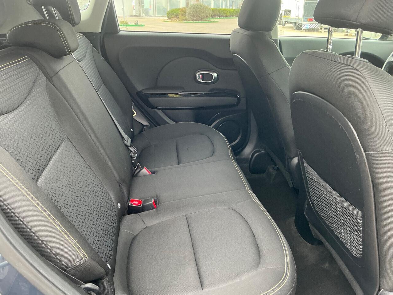 KIA SOUL 1.6 CRDI 136 Cv STRAFULL BI-COLOR 10/2016