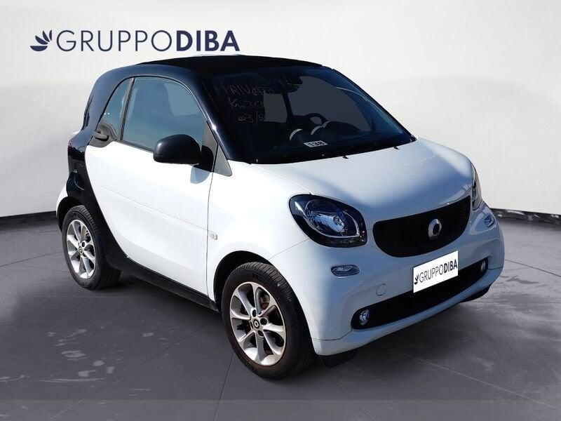 smart fortwo Smart III 2015 Benzina 1.0 Passion 71cv my18