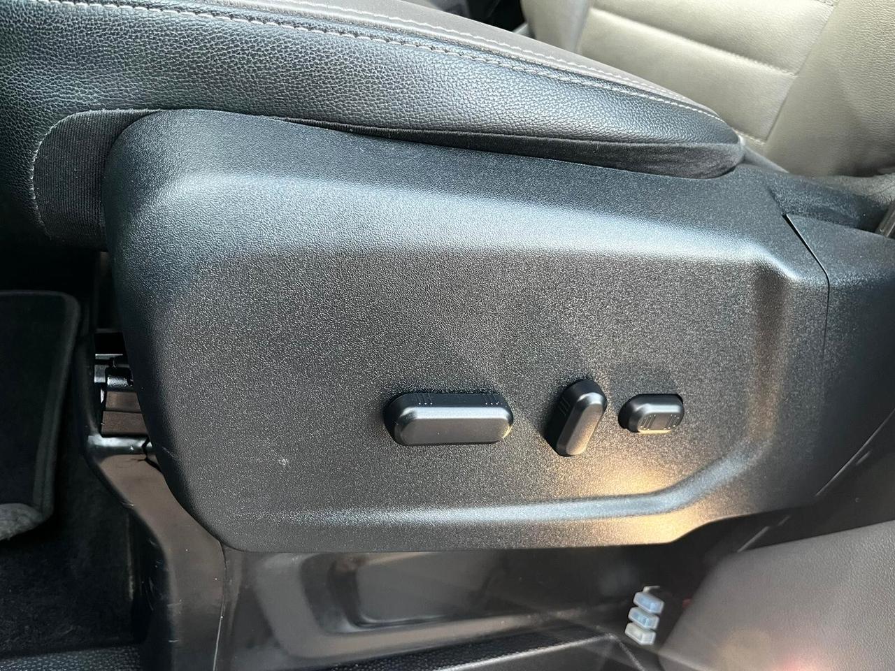 FORD TOURNEO CUSTOM 2.0 TDCI AUTOM. GANCIO TRAINO