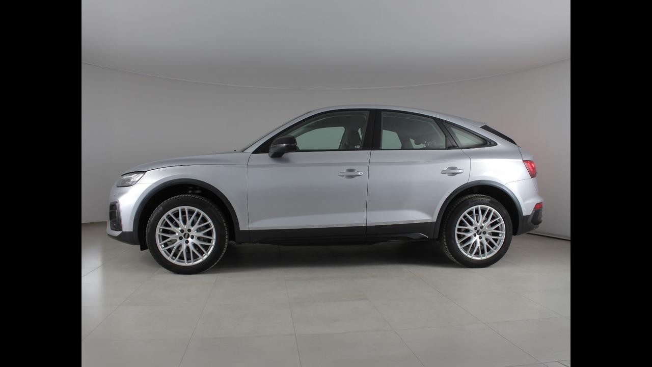 Audi Q5 Spb qTDI2,0 L4150 A7